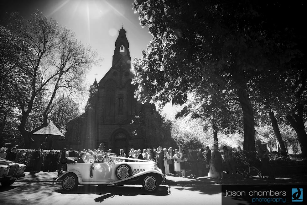 0011-Wedding black and white photographs