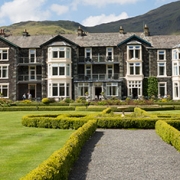 The Inn on the Lake
