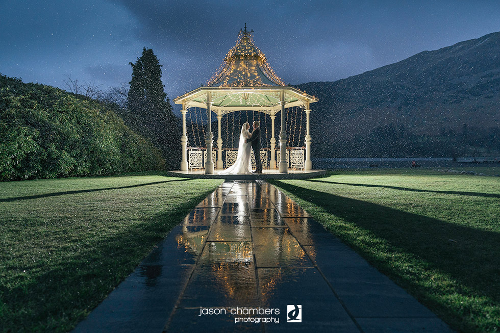 wedding-gazebo-bride-and-groom-in-the-rain