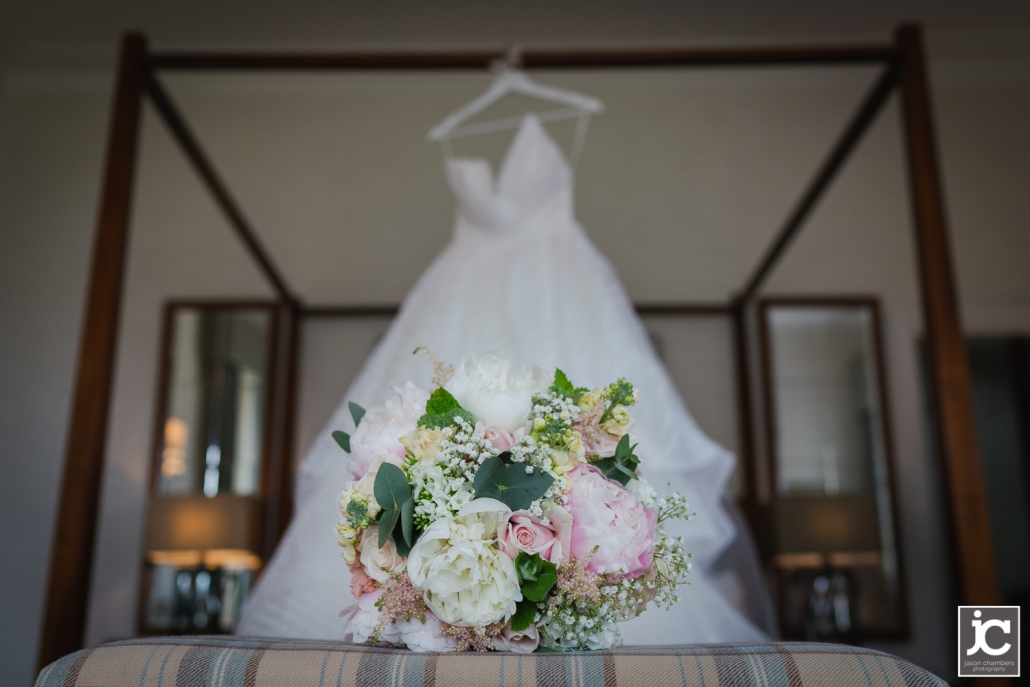 inn-on-the-lake-wedding-slideshow0006 bridal bouquet